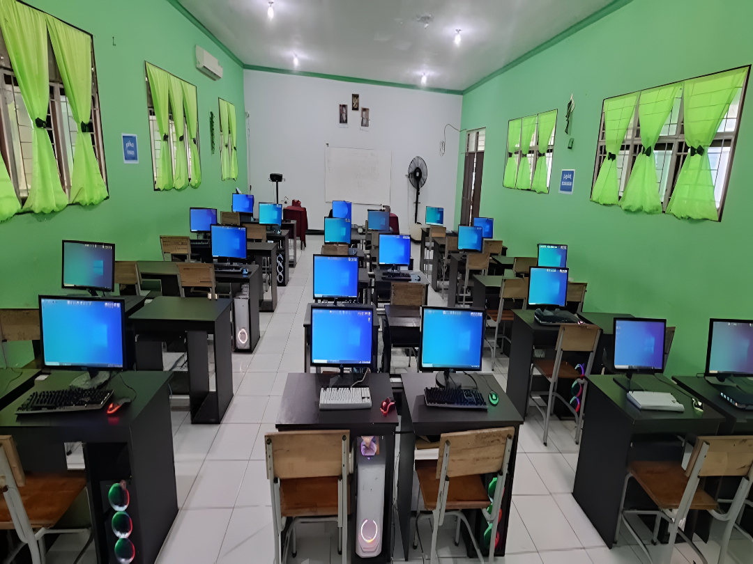 Berisi keterangan gambar